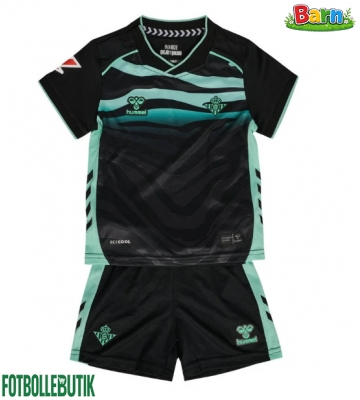 Real Betis Tredjeställ Barn 2025-26 Kortärmad (+ Korta byxor)